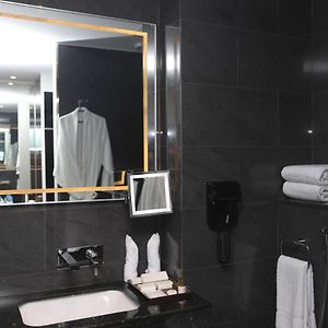 Executive Triple Room